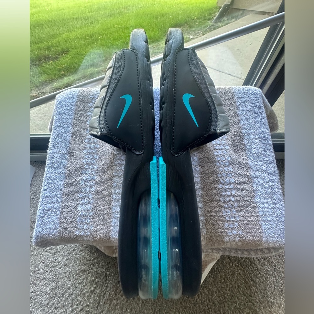 Nike Air Max Camden Slides black chlorine blue